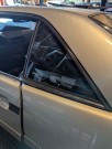 Beige Mercedes R129 delebil thumbnail