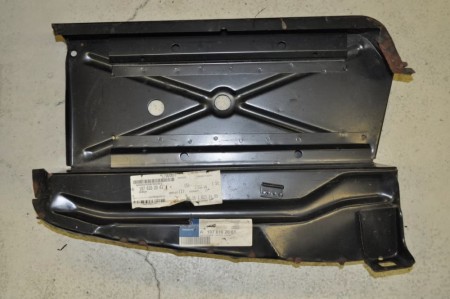 Gulvpanel R107 høyre side