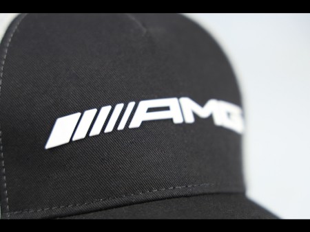 Skyggelue med AMG logo
